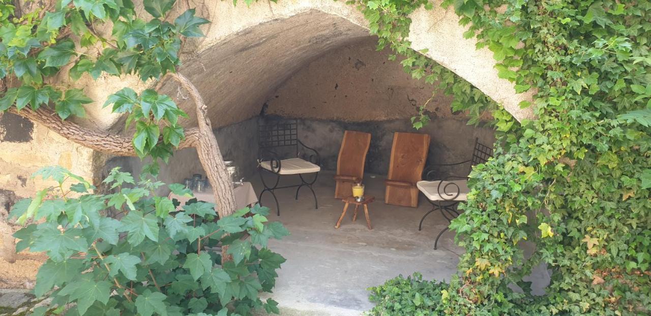 Appartamento La Voute Noble Saint-Saturnin  Esterno foto